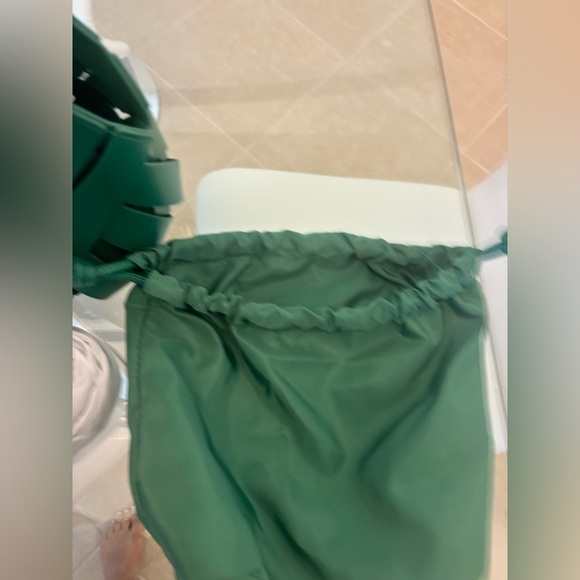 Green Woven Vegan Long Strap Handbag - Picture 7 of 9